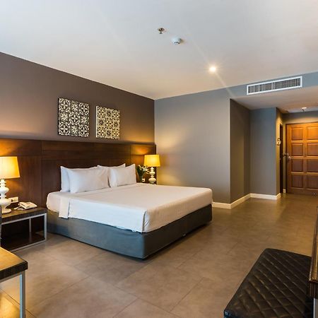 Sea Me Spring Hotel Pattaya Exterior photo