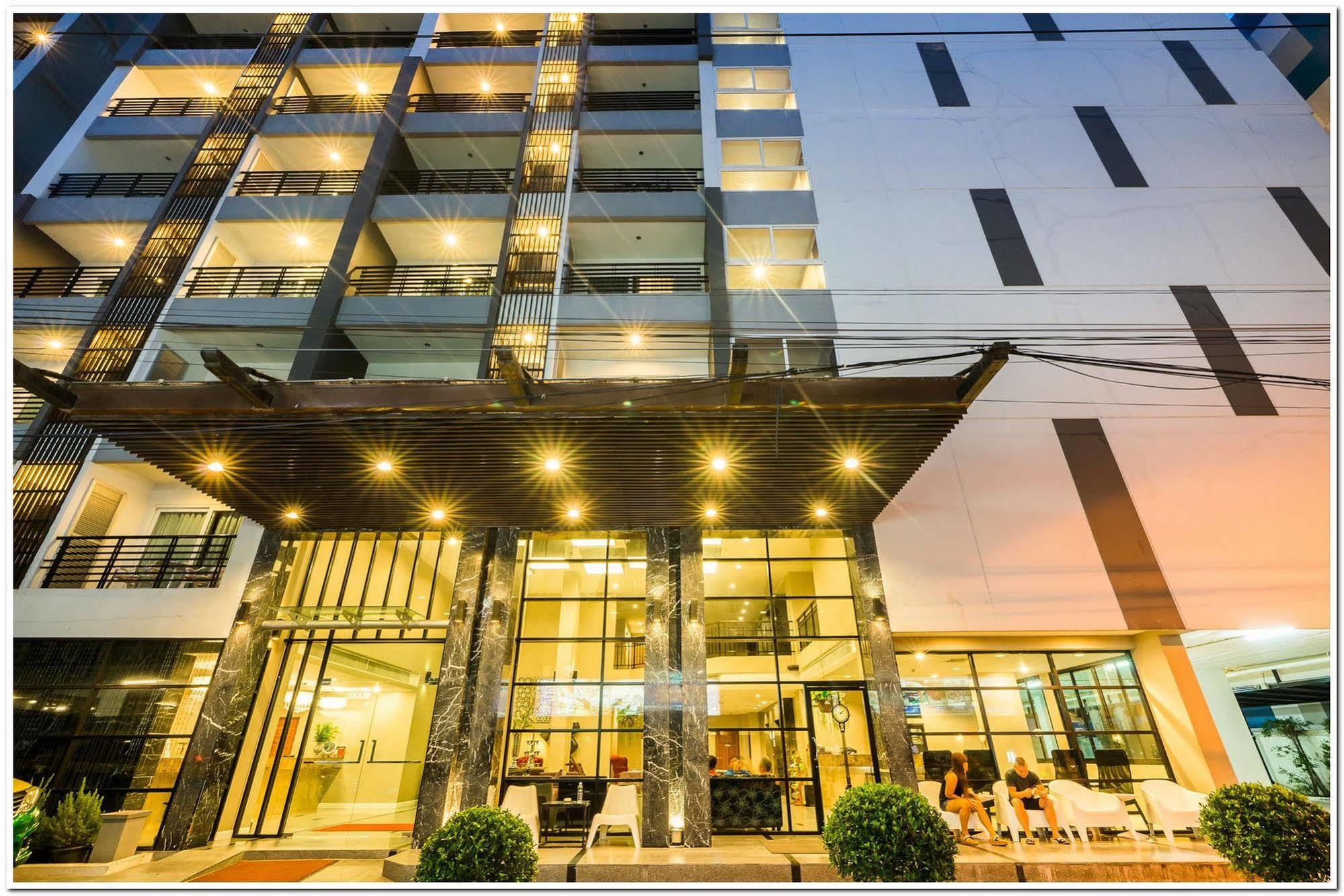 Sea Me Spring Hotel Pattaya Exterior photo